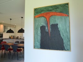 4 habitaciones, muebles diferentes y ropa de cama 