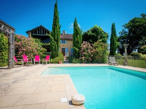 Villa | Piscine | Piscine intérieure, piscine extérieure