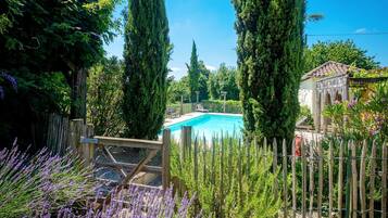 Villa | Pool | Indoor pool, outdoor pool