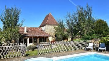 House | Exterior