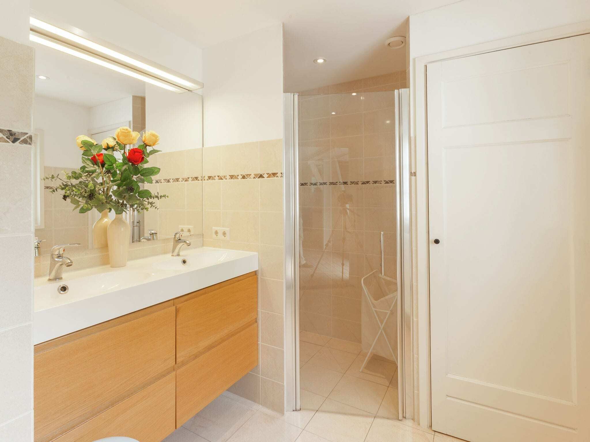 House | Bathroom