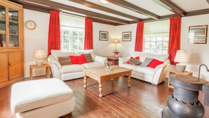 House | Living room - Cozy Holiday Home near Forest in Baarn (Baarn)