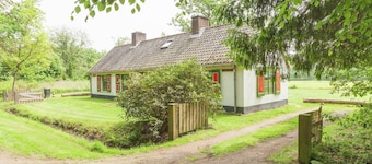 Cozy Holiday Home near Forest in Baarn