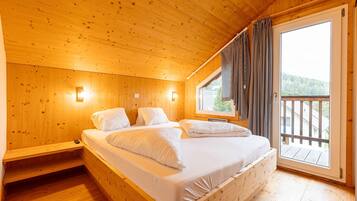 Chalet | 4 bedrooms, individually furnished