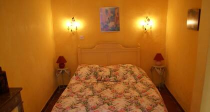 Holiday Home in Six-fours Near Beach