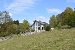 House | Exterior - Peaceful Getaway in Nature (Varsberg)