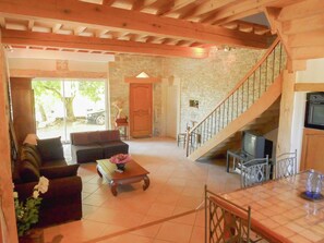 House | Living room - Villa in Conilhac With Private Terrace (Roquetaillade-et-Conilhac)