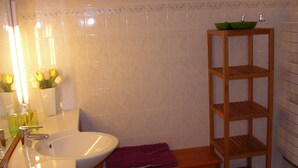 Ferienhaus | Badezimmer