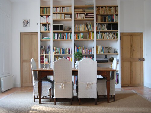 Villa in Valreas With Pool and Garden Views