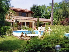 Exterior - Holiday Home in Lamonzie-montastruc With Garden (Lamonzie-Montastruc)