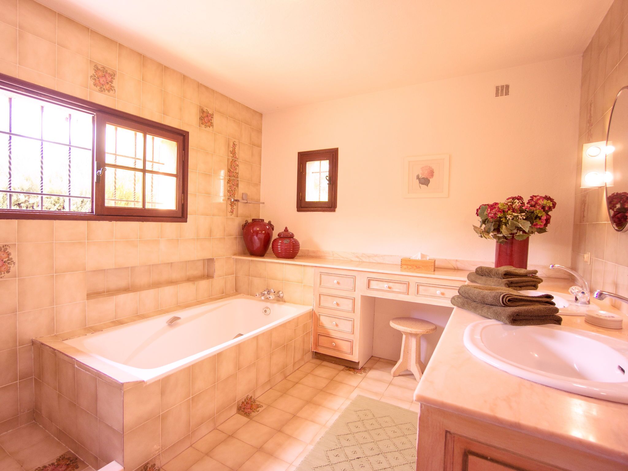 Vila | Kamar mandi | Bathtub