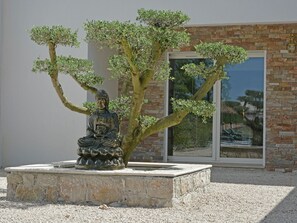 Exterior - Villa in Montauroux With Pool and Forest Views (Montauroux)