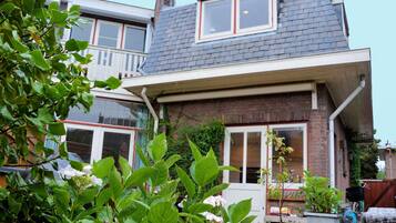House | Bahagian luar