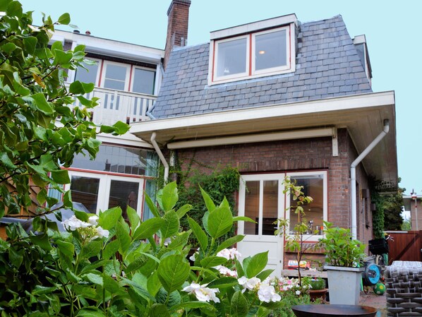 House | Exterior