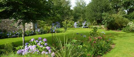 House | Garden