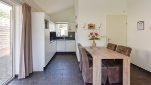 Unclassified image, 5 of 35, button - Modern Holiday Home With Nice Garden for 4 People, in Putten, the Veluwe (Putten)