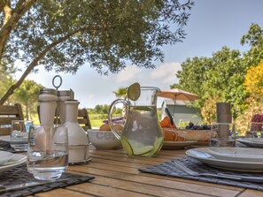 Dining - Charming Villa in Siran With Pool (Siran)