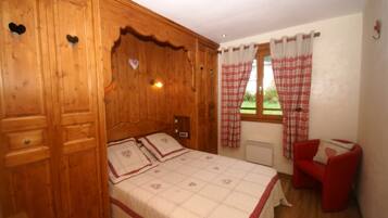 Chalet | 3 bedrooms, individually furnished