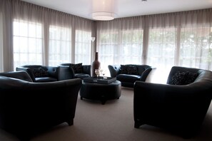 Maison | Salle de séjour | Lecteur de DVD