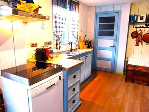 House | Private kitchen