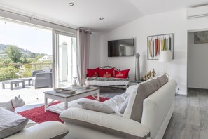 Vila | Ruang keluarga