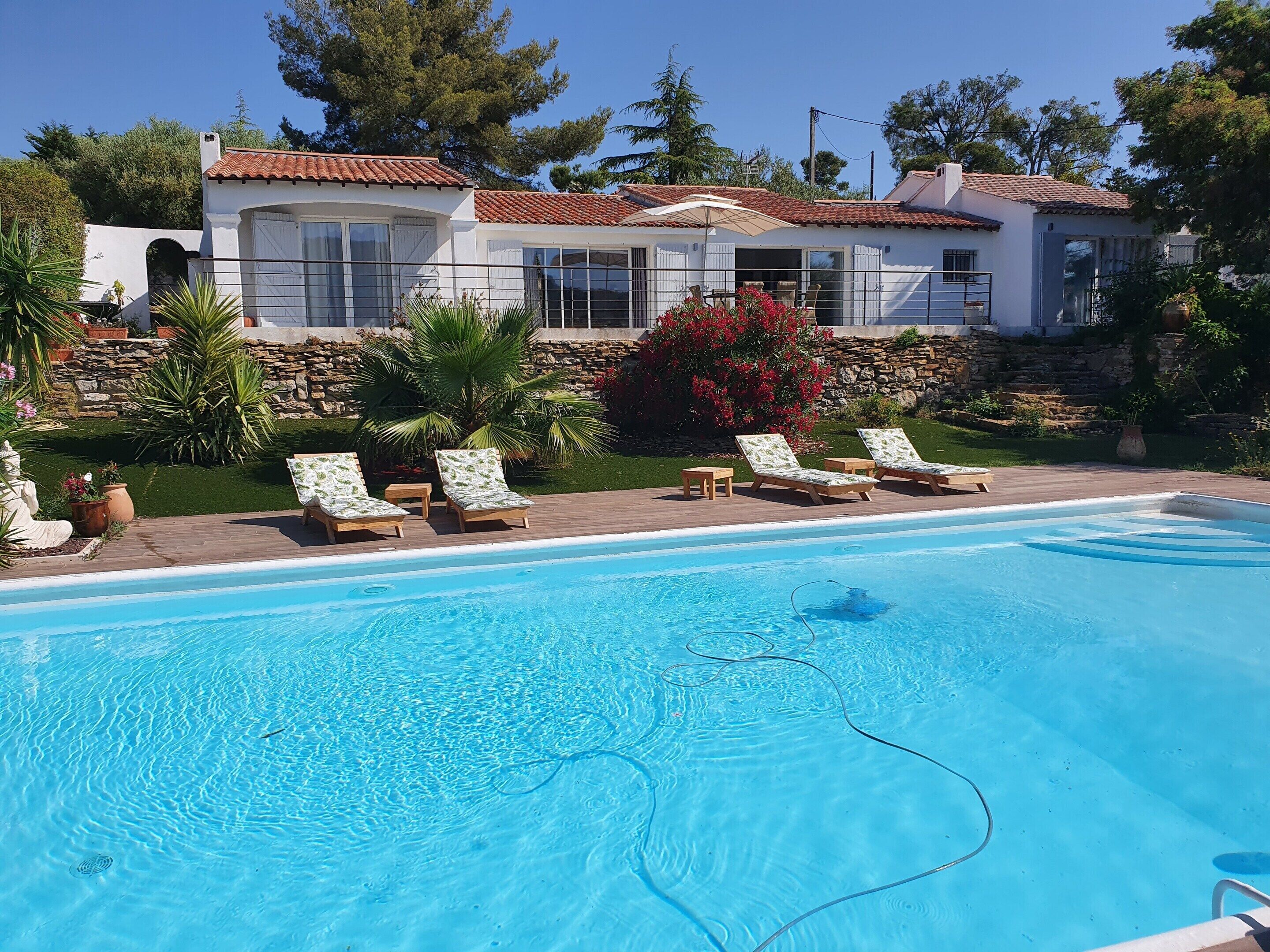 Villa | Pool | Indoor pool, outdoor pool