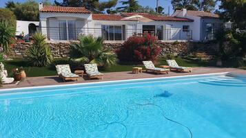 Villa | Pool | Indoor pool, outdoor pool