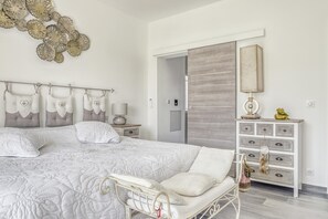 Vila | 4 kamar tidur dan seprai linen