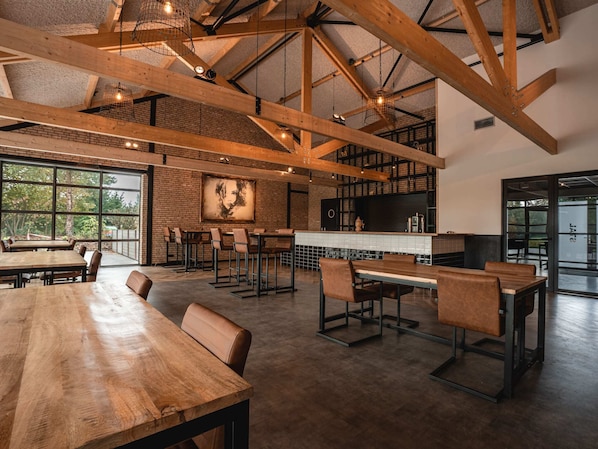 House | Tempat makan