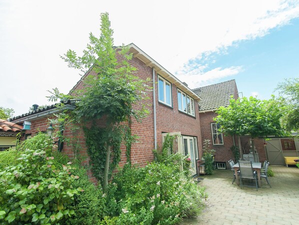 Exterior - Semi-detached House With Garden in Quiet Location, Within Walking Distance of the Centre of Bergen (Bergen)