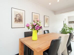 Dining - Semi-detached House With Garden in Quiet Location, Within Walking Distance of the Centre of Bergen (Bergen)