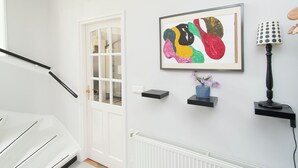 Unclassified image, 5 of 28, button - Semi-detached House With Garden in Quiet Location, Within Walking Distance of the Centre of Bergen (Bergen)