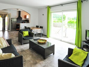 Villa | Living room - Cozy Villa in Sampzon With Swimming Pool (Sampzon)