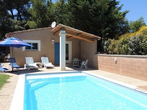 Pool - Holiday Home in Buisson With Private Pool (Buisson)