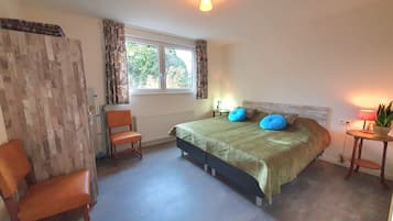 1 bedroom, individually furnished, bed sheets