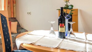 Dining - Modern Apartment in Maishofen With Garden (Maishofen)