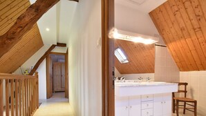 Unclassified image, 3 of 24, button - Modern Holiday Home in Florimont-gaumier With Private Pool (Florimont-Gaumier)