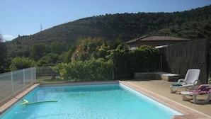 Unclassified image, 3 of 35, button - Cozy Holiday Home in Uzer With Swimming Pool (Uzer)