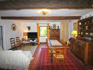 Dining - Characteristic Country House With Huge Natural Garden at 2 km From the Village Sauzet (Sauzet)