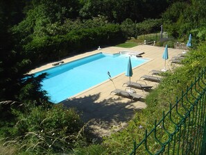 Outdoor pool - Beautiful Apartment in Saint-prix With Swimming Pool (Saint-Prix)