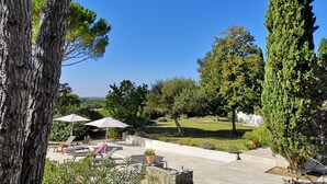 Unclassified image, 3 of 19, button - Villa in Campagnan With Pool and Vineyard Views (Campagnan)