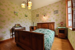 House - Charming Family Retreat in Loubejac (Loubejac)