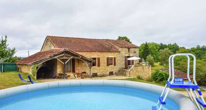 Charming Family Retreat in Loubejac