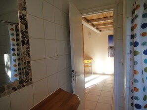 House | Bathroom - Holiday Home in Corsica Near the Beach (Poggio-Mezzana)