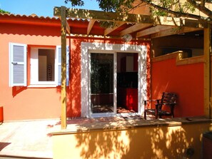 Exterior - Holiday Home in Corsica Near the Beach (Poggio-Mezzana)