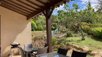 Villa | Balcony