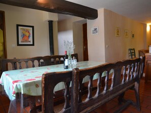Dining - Farmhouse With Private Swimming Pool Between Beach and Mountains Near Spain (Prunet-et-Belpuig)