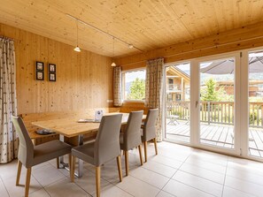 Chalet | Dining - Appealing Chalet in the ski Area (Sankt Georgen am Kreischberg)