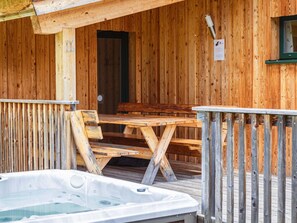 Chalet | Exterior - Appealing Chalet in the ski Area (Sankt Georgen am Kreischberg)
