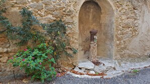 Exterior - Luxury Villa in Preixan With a View of Carcassonne (Preixan)
